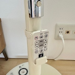 【値下げ済】美品✨SHARPプラズマクラスター扇風機　PJ-D3DGの画像