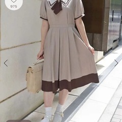 ワンピースFパンプスM カバンの画像