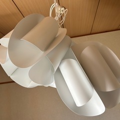 IKEA 照明　シーリングライト　3灯の画像