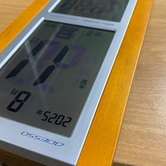 木目調 ウッディーな電波時計　美品の画像