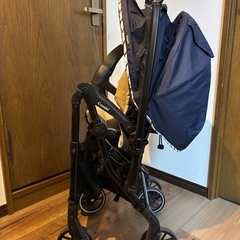 ベビーカー　コンビの画像