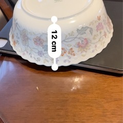 ナルミの大皿の画像