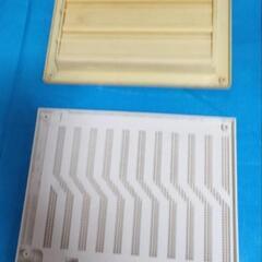 換気扇カバー？/換気口カバー？基本、引き取り限定てお願いします。の画像
