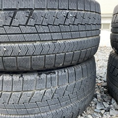 225/50R17 スタッドレスタイヤ4本の画像