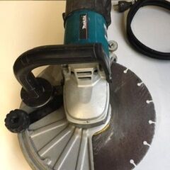 【動作確認済み・2014年製・美品】　makita/マキタ　305㎜　電動カッター　モデル:4112　ホイール付　刃物径305㎜/最大切込み深さ100㎜の画像