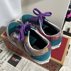 レディース　スニーカー　VANS 24cm 箱付きの画像