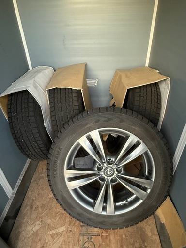中古　レクサス　スタッドレスタイヤ　ホイールセット　アイスガード225/60R18　空気圧センサー付