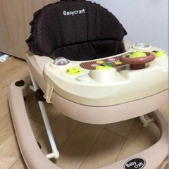 Babycraft ブラウン 歩行器 おもちゃボード付きの画像