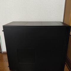 PCケース フラクタルデザイン Define R5の画像