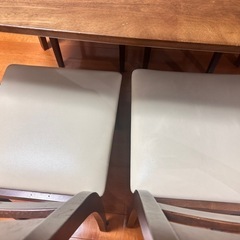 ダイニングテーブルセットの画像