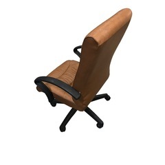 【ジ0811-11】オフィスチェア、ブラウンのレザー製エグゼクティブチェアまたはデスクチェア 目立った傷や汚れなしの画像