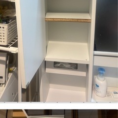 洗面台の横などに⭐︎すき間収納庫 ハイタイプ・幅30cmの画像