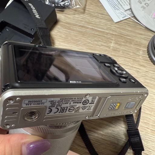 Nikon AW1 水中撮影 完全防水 ミラーレス一眼レフ