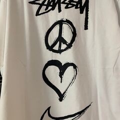 STUSSY x NIKE HEARTS Tシャツ 半袖 ホワイト Sサイズの画像