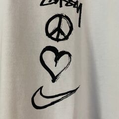 STUSSY x NIKE HEARTS Tシャツ 半袖 ホワイト Sサイズの画像