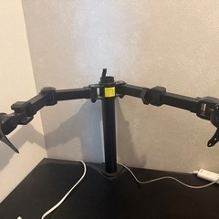モニターアームの画像