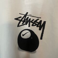 STUSSY x NIKE 8 Black ball Tシャツ 半袖 ホワイトの画像