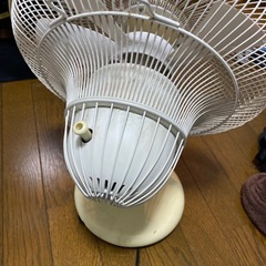 ジャンク　±0  扇風機
の画像