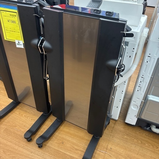 ☆ドリーム荒牧店☆ジモティー割引有☆TOSHIBA/ズボンプレッサー/HIP-T100/2023年製