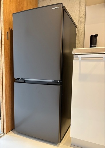 【75%off】 SHARP冷蔵庫・マットダークグレー・付替どっちもドア・152L・2ドア単身用