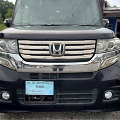 人気No. 1 ホンダ N-BOXカスタム H26年式★総額27.8万円★車検2年付き 機関良好 純正ナビ TV BT音楽再生 スマキー Pスタ CTBA自動ブレーキ 修復歴なし！エアコンバッチリ！の画像