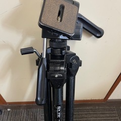 SLIK スリック　PROFESSIONAL Ⅱ 大型3段三脚　使用感有の画像