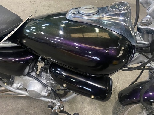 ホンダ　マグナ50