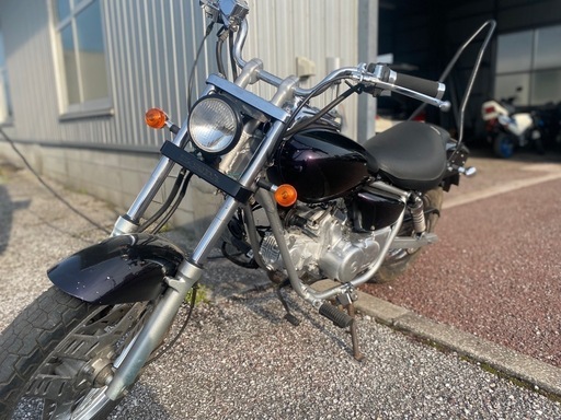 ホンダ　マグナ50