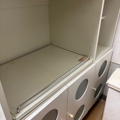 たっぷり収納キッチンボード（電子レンジ台）