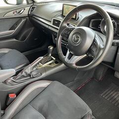 この車な～んだ？？！！サンルーフ付【🌟審査枠拡大中🌟】【自社ローン販売やってます】の画像