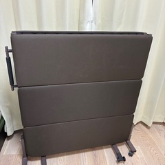 折りたたみベッド 美品 3台在庫ありの画像