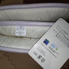 ④新品！未開封　すみっこぐらし　ごろ寝布団の画像