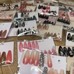 【引退品】ネイルチップ ハンドメイドの画像