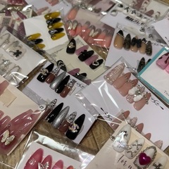 【引退品】ネイルチップ ハンドメイドの画像