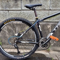 中古TREK 自転車の画像
