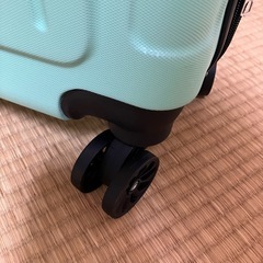 キャリーバッグ
の画像