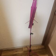 譜面台　ピンク　折りたたみ式の画像