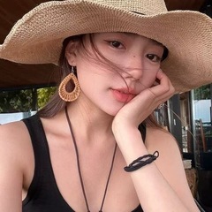 ハンドメイド🌿 海辺リゾート風 藤編み ボヘミアン 大ぶり草編みイヤリングの画像