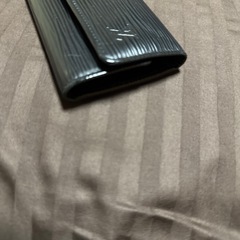 ルィヴトン　エピキーケース黒
の画像