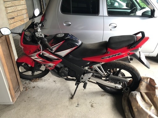 ホンダ　CBR　150R？