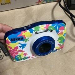 【ジャンク品】Nikon COOLPIX W100 防水デジタルカメラ クールピクス デジカメ ニコン クールピクス デジカメ コンパクトデジタルカメラの画像