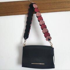 【新品未使用タグ付き】NINE WEST ショルダーバッグ 黒 ハートの画像