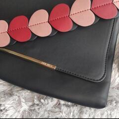 【新品未使用タグ付き】NINE WEST ショルダーバッグ 黒 ハートの画像