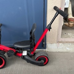 子供用三輪車の画像