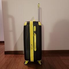 キャリーケースの画像
