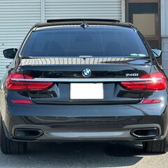 H29年式 740i Mスポーツ 修復歴無し 機関良好 装備多数 人気のブラックサファイアにブラックレザーシート 20インチアルミの画像