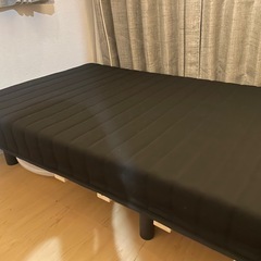 【8/18まで】シングルベッド　すのこフレームの画像