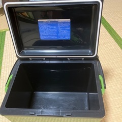 クーラーボックス
の画像