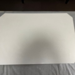 折りたたみテーブル（白）の画像
