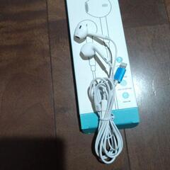 イヤホン　コード付きの画像